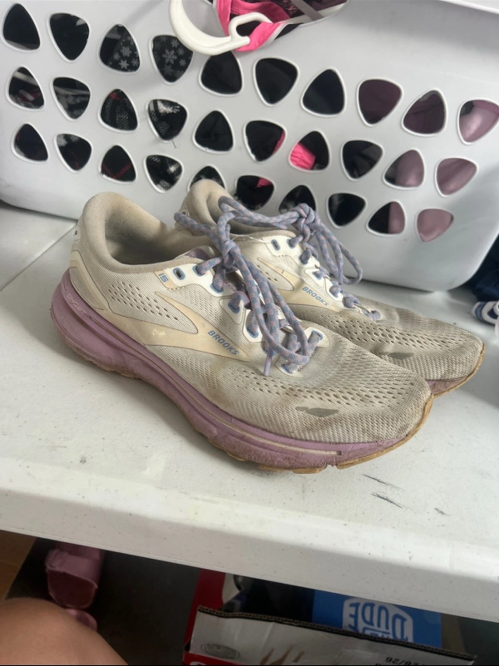 Brooks Women's Running Sneakers in Beige with Pink Midsole